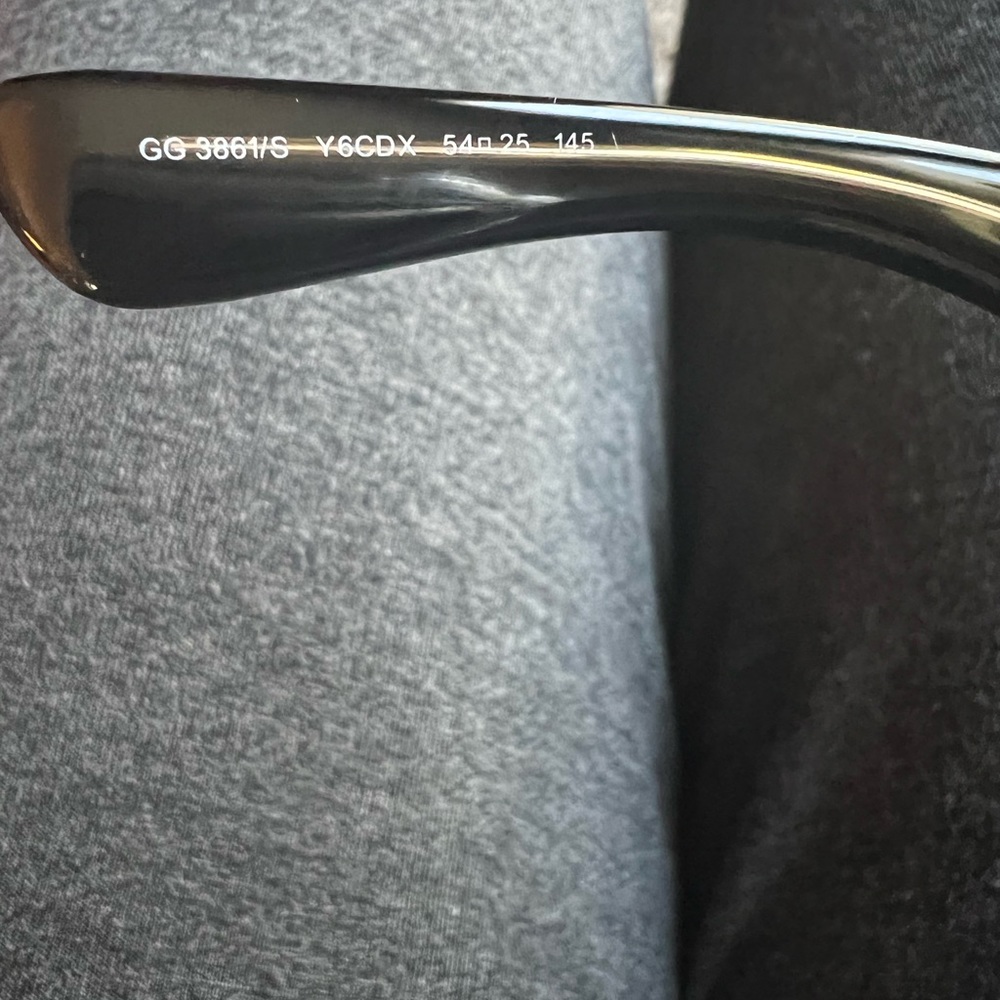 Oversized Square Crystal Gucci Sunglasses - Picture 11 of 12